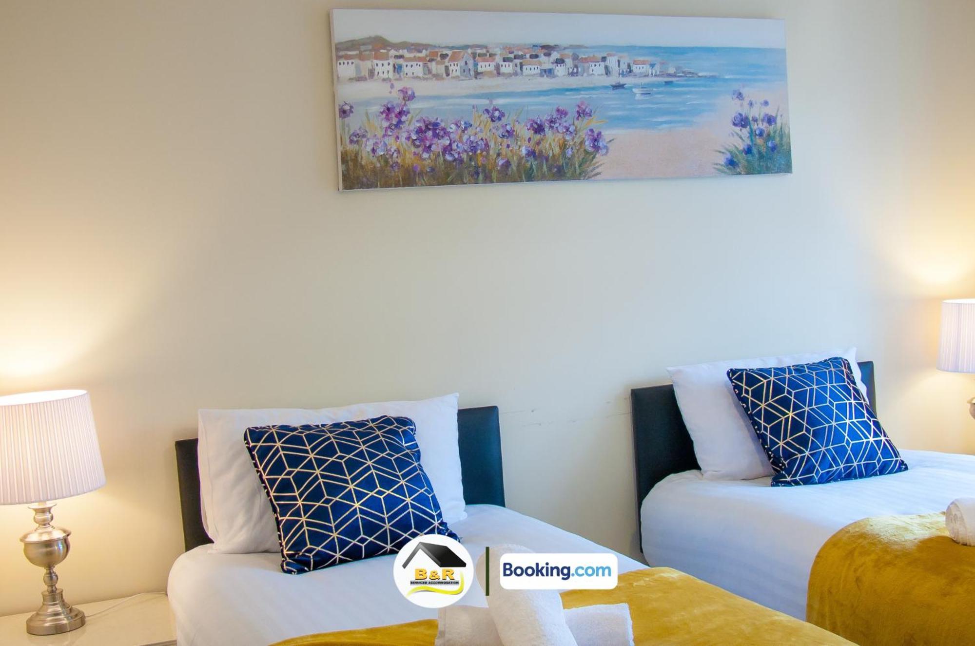 3 Bedroom House By B And R Serviced Accommodation Amesbury With Super Fast Wi-Fi 145Mbps Eksteriør billede